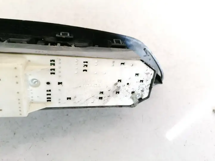 Toyota Auris 150 (2006 - 2012) 9240Y75 Блок кнопок стеклоподъемников — фото 2