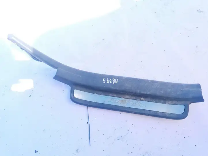 Toyota Avensis T250 (2003 - 2006) 6791705040 Внутренняя отделка заднего порога — фото 1