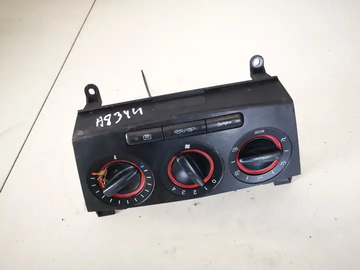 Mazda 3 I (2003 - 2006) bp4k Блок управления климат-контролем — фото 1