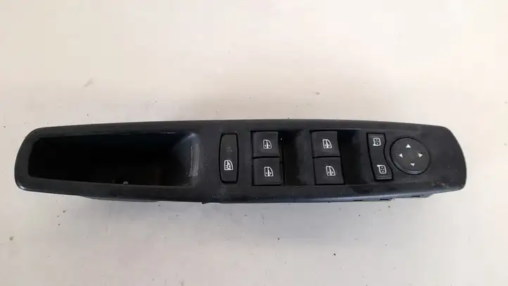Renault Scenic III - Grand scenic III (2009 - 2016) 809610016r Блок кнопок стеклоподъемников — фото 1