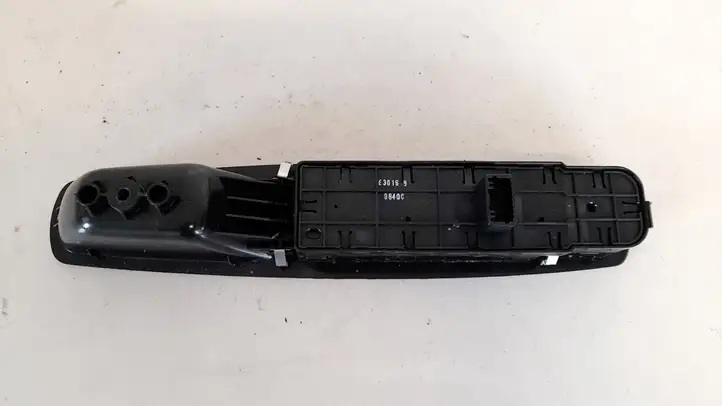 Renault Scenic III - Grand scenic III (2009 - 2016) 809610016r Блок кнопок стеклоподъемников — фото 3