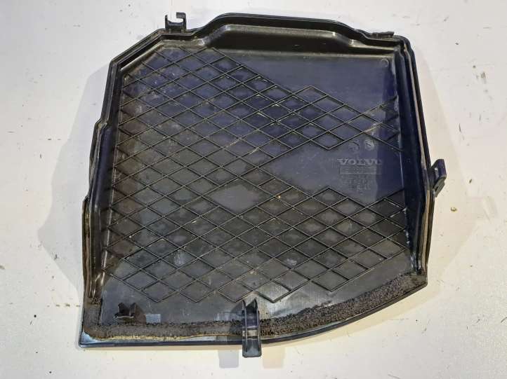 Volvo V70 (2007 - 2013)  31353766 Крышка ящика аккумулятора