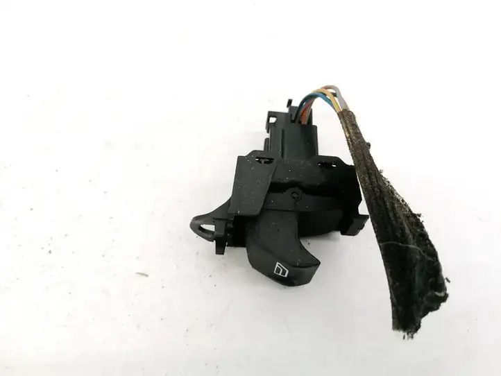 Volvo V70 (2004 - 2007) 30773273 Кнопка стеклоподъемников — фото 1