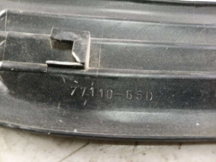 Suzuki Grand Vitara (1998 - 2005)  7711065D Отделка заднего бокового стекла
