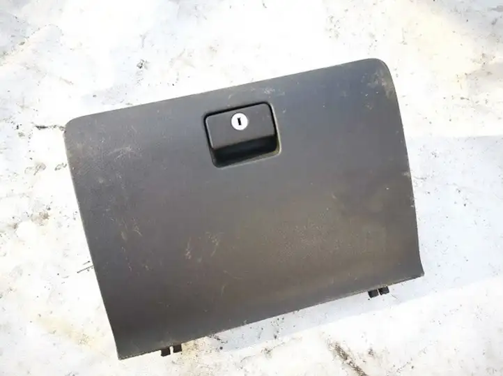 Toyota Corolla Verso AR10 (2004 - 2009) 555510F010 Вещевой ящик — фото 1
