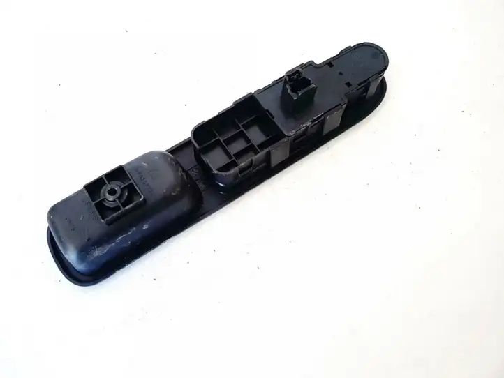 Peugeot 307 CC (2001 - 2005) 53269706 Блок кнопок стеклоподъемников — фото 3