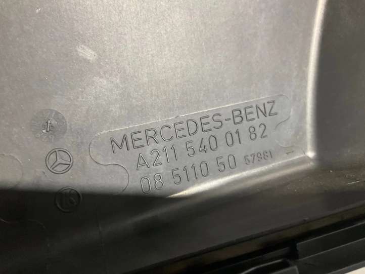 Mercedes-Benz E W211 (2002 - 2009)  A2115400182 Крышка ящика предохранителей