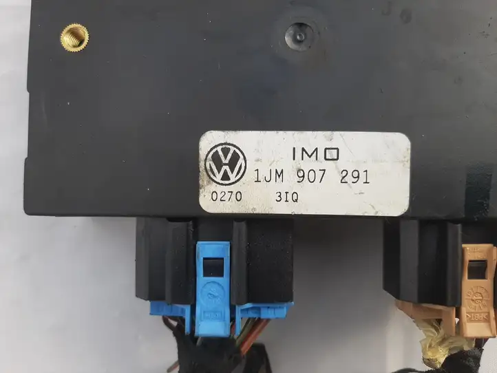 Volkswagen New Beetle (1997 - 2005) 1JM907291 Модуль комфорта — фото 4