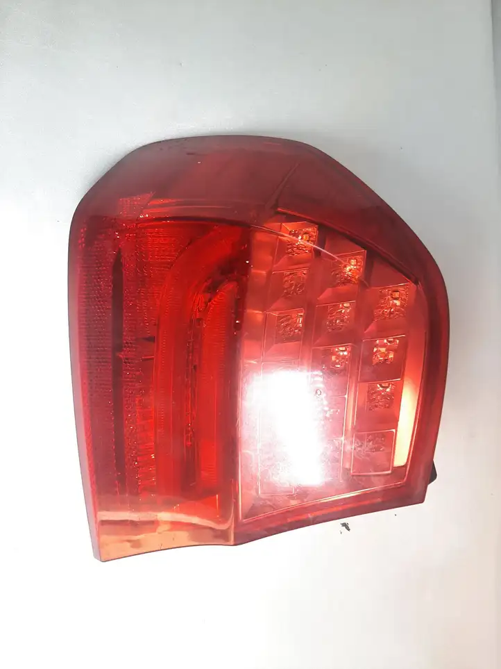 BMW 3 E90 E91 (2005 - 2012) 4871731 Задний фонарь в кузове — фото 1