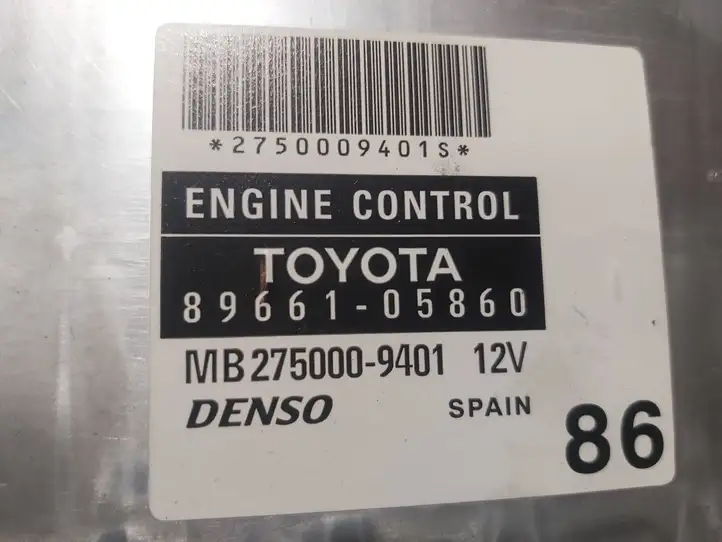 Toyota Avensis T250 (2003 - 2006) 8966105860 Блок управления двигателем (ЭБУ) — фото 2