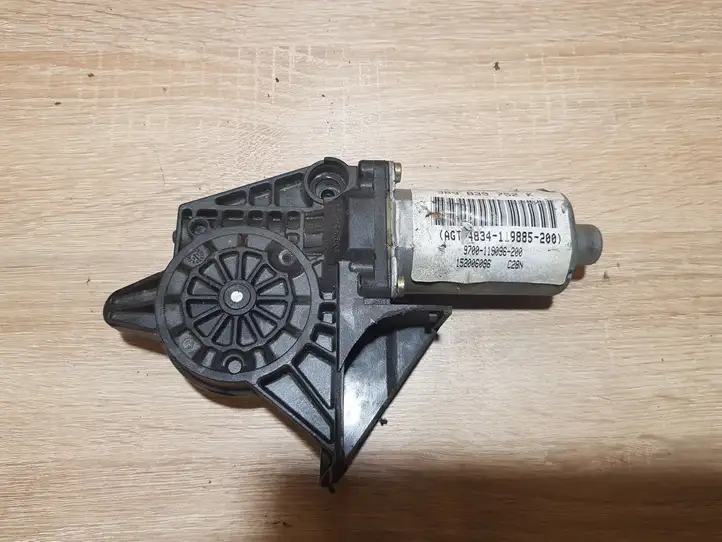 Volkswagen PASSAT B5.5 (2001 - 2005) 3B9839752K Стеклоподъемник задней двери — фото 4