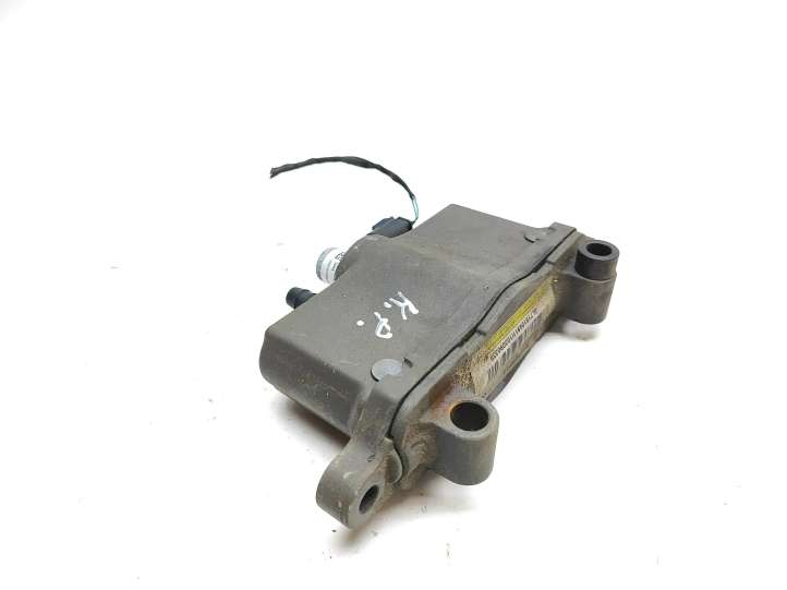 BMW 5 F10 F11 (2009 - 2016)  7191049 Подушка безопастности пешеходов