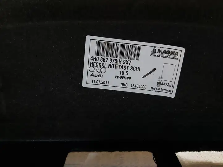 Audi A8 S8 D4 4H (2010 - 2014) 4H0867975H Комплект обшивки крышки багажника — фото 2
