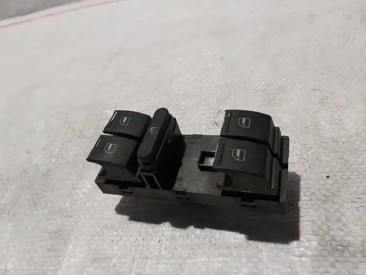 Volkswagen PASSAT B6 (2005 - 2010) 1K44959857 Блок кнопок стеклоподъемников — фото 2