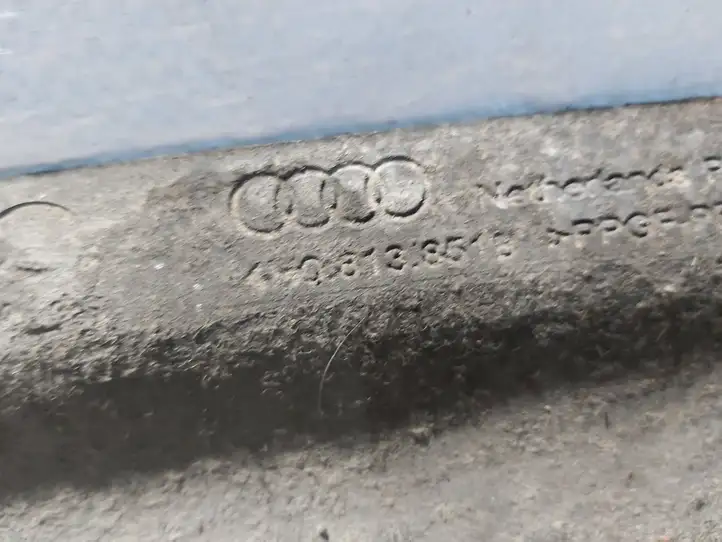 Audi A8 S8 D4 4H (2010 - 2014) 4H03138518 Защита днища багажника — фото 2