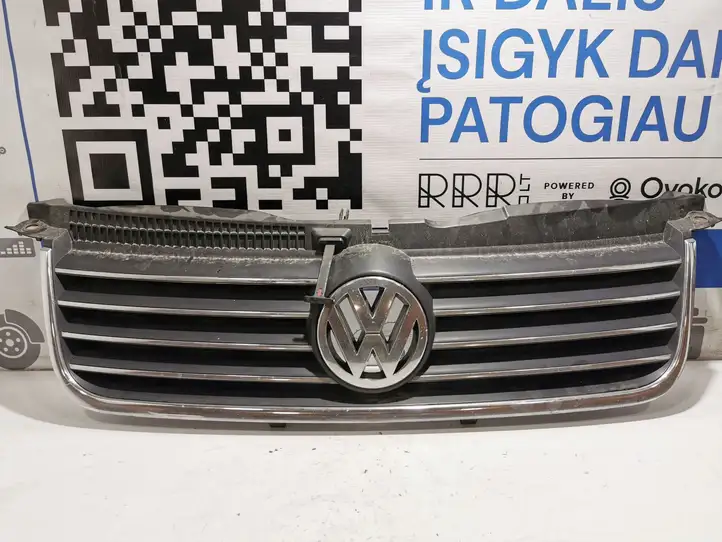 Volkswagen PASSAT B5.5 (2001 - 2005) 3B0853651K Верхняя решетка радиатора — фото 1