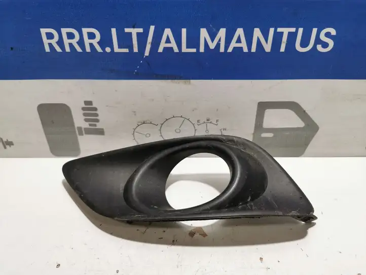 Toyota Avensis T250 (2006 - 2009) 5212705030 Решетка противотуманной фары — фото 1