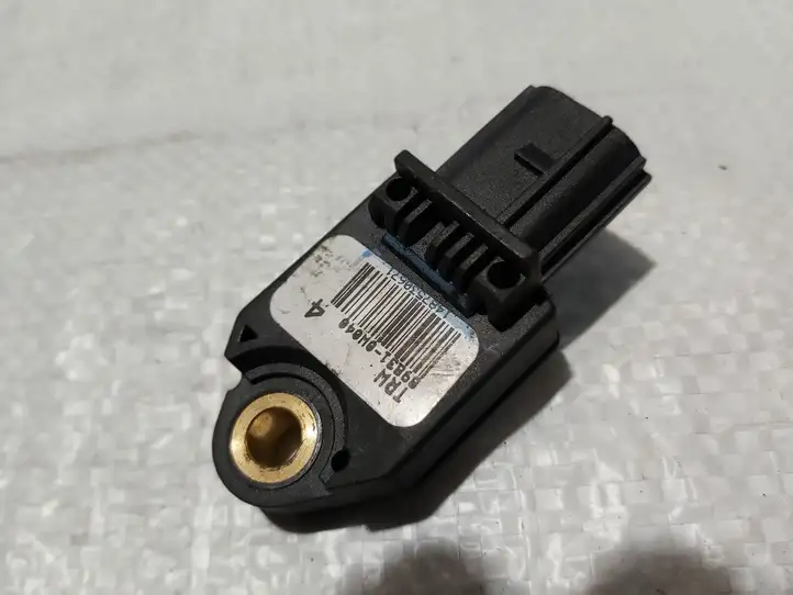 Toyota Corolla Verso AR10 (2004 - 2009) 898310W040 Датчик удара SRS — фото 4