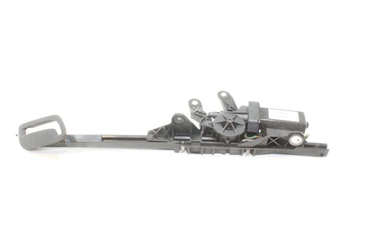 Audi A5 (2007 - 2011)  306646710 Регулировочная планка ремня безопасности