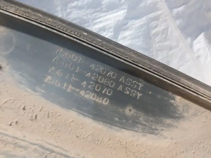 Toyota RAV 4 (XA20) (2000 - 2005) 7560142070 Накладка колесной арки — фото 4