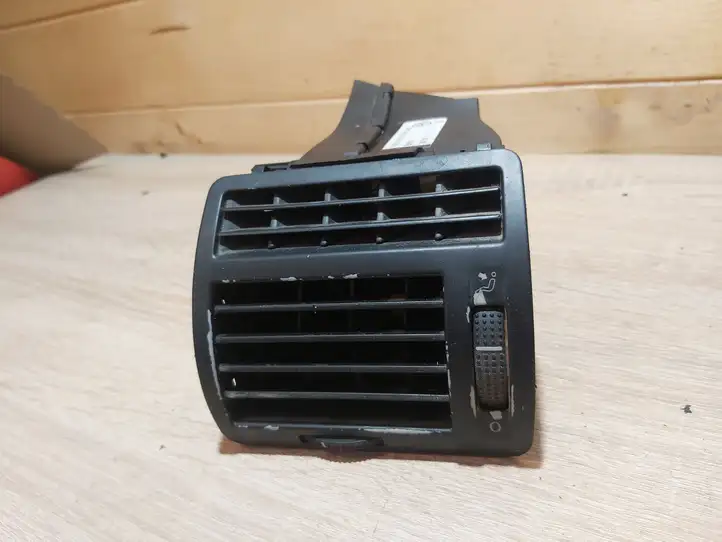Volkswagen Sharan (2003 - 2010) 7M3819703B Боковой воздушный дефлектор — фото 3