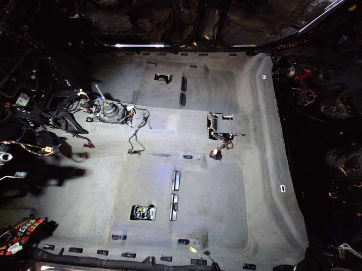 Audi A4 (2007 - 2011)  8K1863021R Ковролин для интерьера