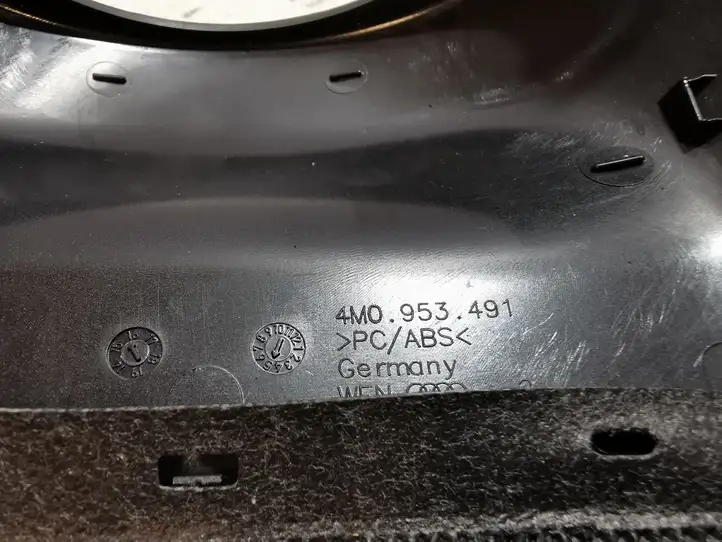 Audi Q7 4M (2015 - ) 4M0953491 Обшивка рулевой колонки — фото 4