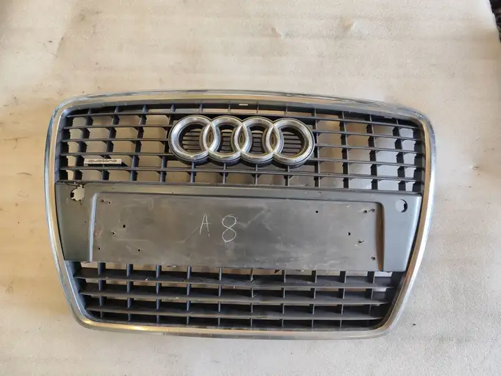 Audi A8 S8 D3 4E (2005 - 2007) 4E0853651AE Верхняя решетка радиатора — фото 1