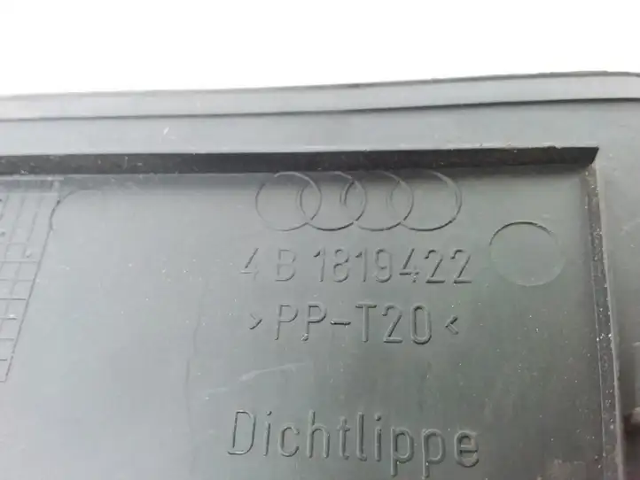 Audi A6 S6 C5 4B (2001 - 2004) 4B1819422 Крышка ящика аккумулятора — фото 3