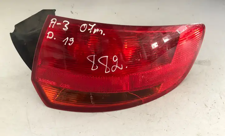 Audi A3/S3 8P (2004 - 2008) 8P4945096C Задний фонарь в кузове — фото 1
