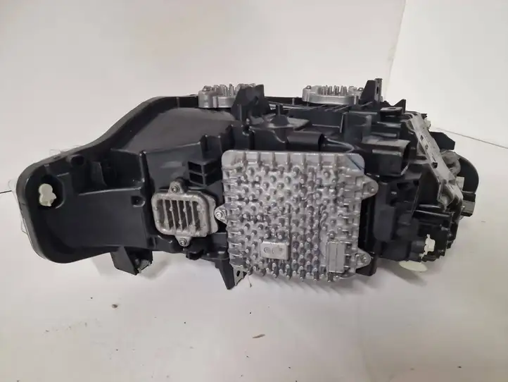 BMW 3 F30 F35 F31 (2012 - 2018) 7471305-03 Передняя фара — фото 1