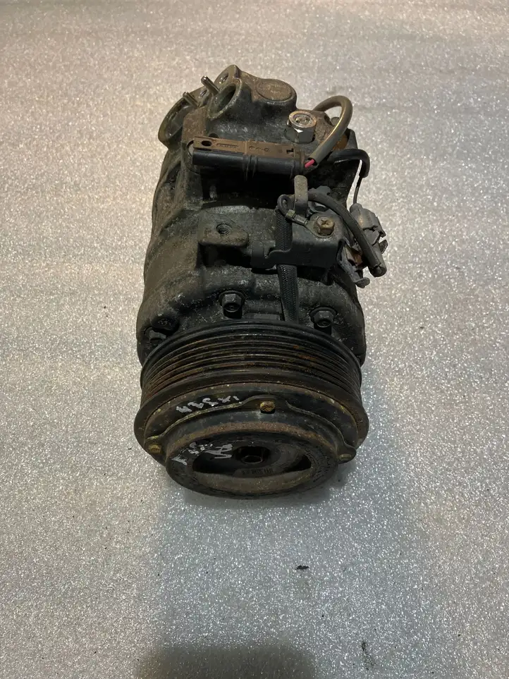 BMW 4 F32 F33 (2013 - 2017) 9216466 Компрессор (насос) кондиционера воздуха — фото 1
