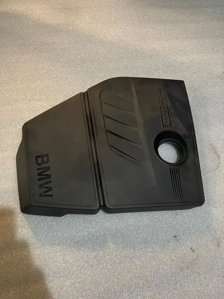 BMW 1 F20 F21 (2011 - 2019) 7608117 Крышка двигателя декоративная — фото 1