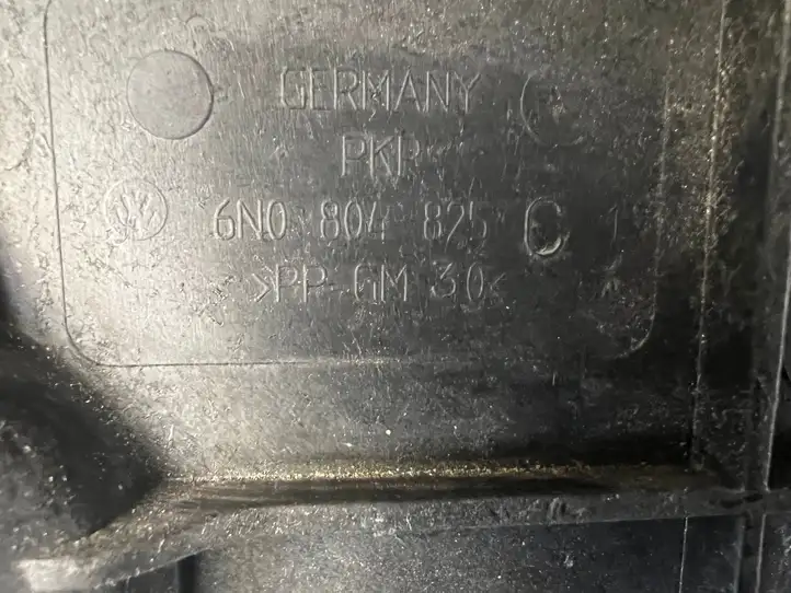 Volkswagen Lupo (1998 - 2005) 6N0804825C Площадка аккумулятора — фото 2
