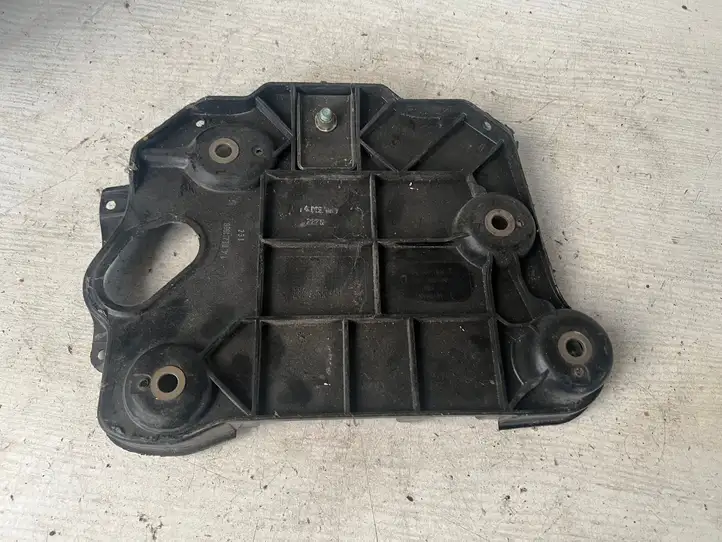 Volkswagen Lupo (1998 - 2005) 6N0804825C Площадка аккумулятора — фото 3