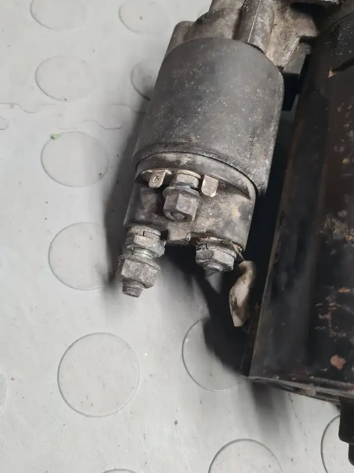 BMW 5 E39 (1996 - 2003)  1785691 Стартер