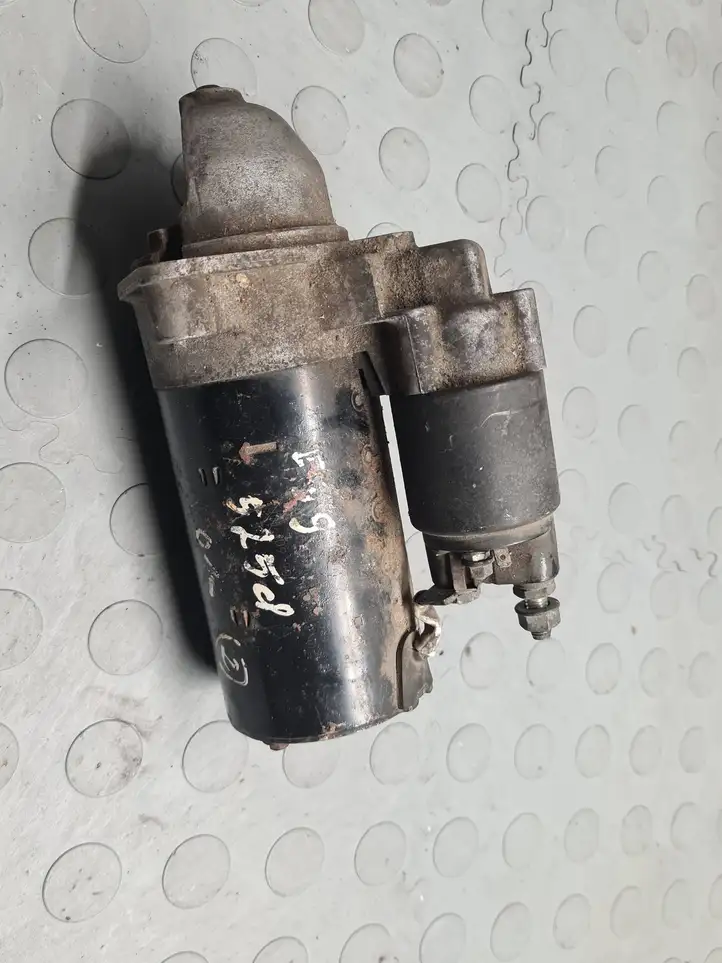 BMW 5 E39 (1996 - 2003)  1785691 Стартер