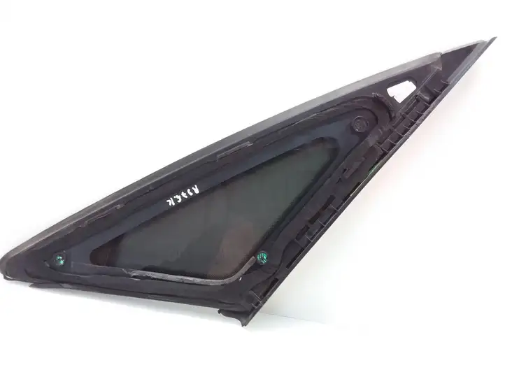 Audi A8 (2010 - 2014)   Заднее боковое стекло кузова