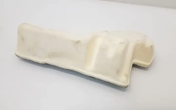 Tesla Model 3 (2017 - 2023) Прочие детали салона — фото 3