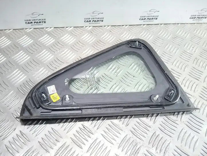 Kia Soul (2008 - 2011) 43R000083 Заднее боковое стекло — фото 4