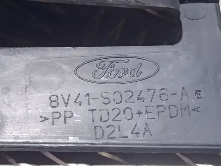 Ford Kuga I (2008 - 2012) 8V41S02476AE Прочие детали моторного отсека — фото 4