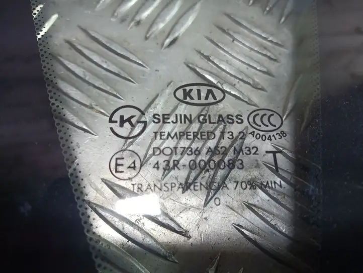 Kia Soul (2008 - 2011) 43R000083 Заднее боковое стекло — фото 4