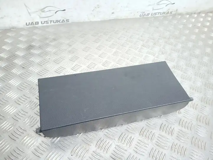 Opel Astra (2009 - 2012)  13349635 Другая деталь салона