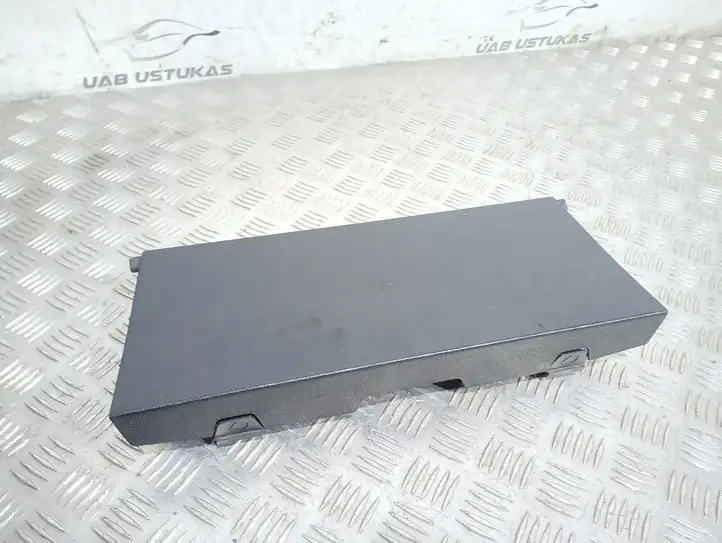 Opel Astra (2009 - 2012)  13349635 Другая деталь салона