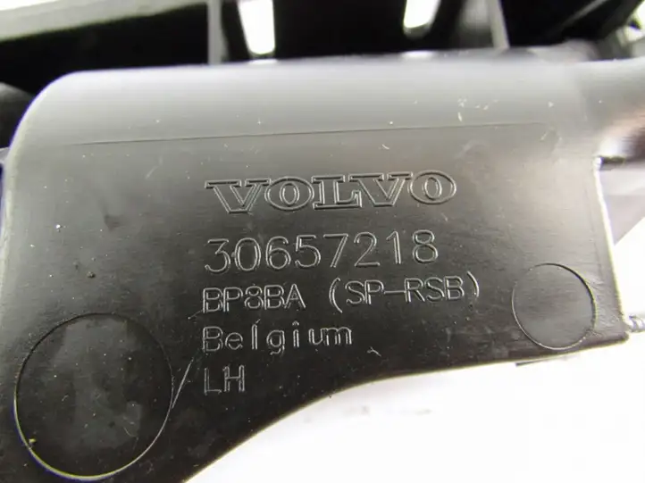 Volvo C30 (2007 - 2010) Кронштейн заднего бампера — фото 1