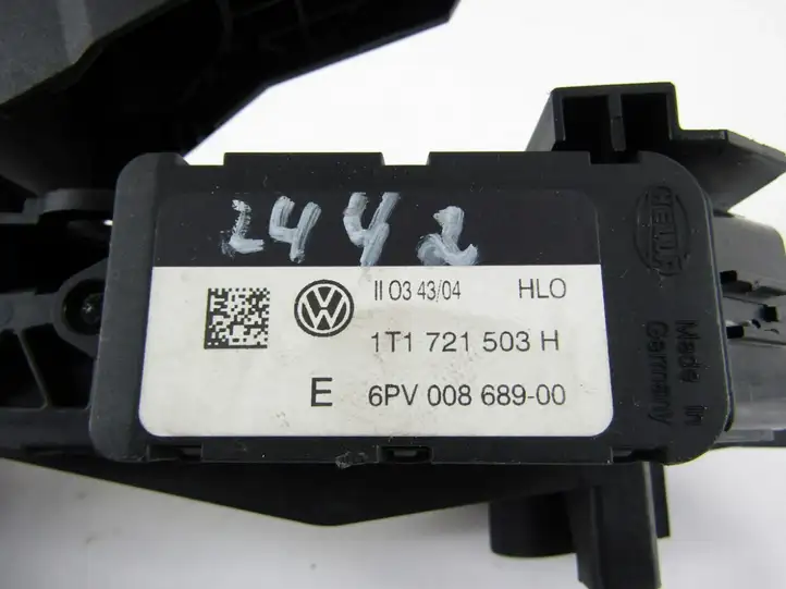 Volkswagen Touran I (2003 - 2010) Педаль акселератора — фото 4