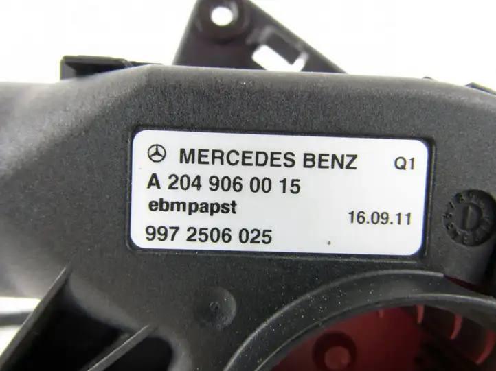 Mercedes-Benz C W204 (2007 - 2014) Насос вторичного воздуха — фото 2