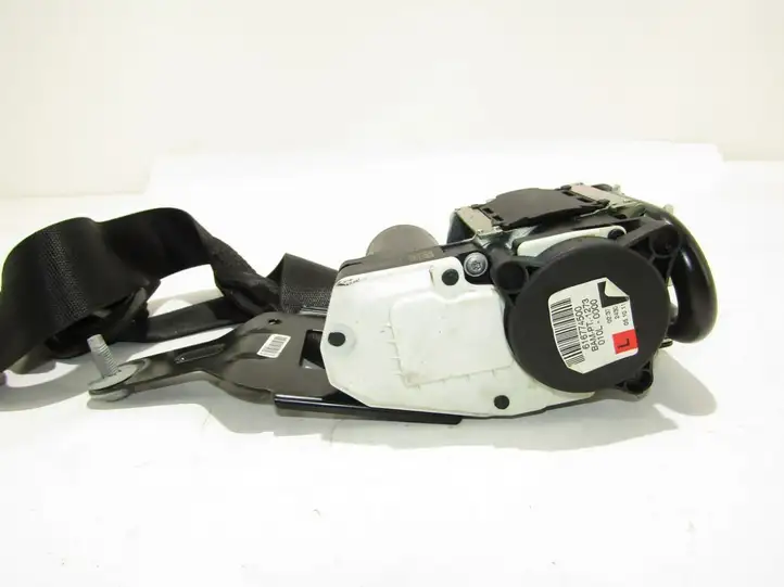Mercedes-Benz C W204 (2007 - 2014) Передний ремень безопасности — фото 3