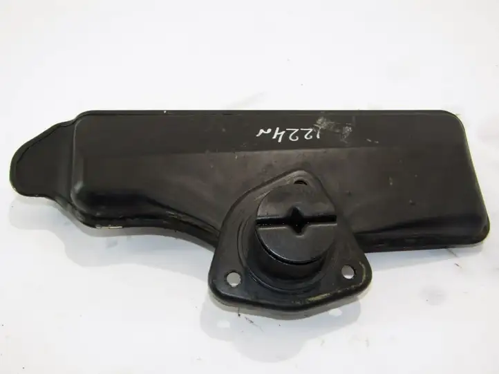 Mazda Tribute (2000 - 2004) Шланг сапуна — фото 1