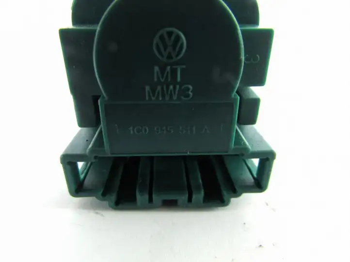 Volkswagen Transporter - Caravelle T5 (2003 - 2009) Датчик педали тормоза — фото 1